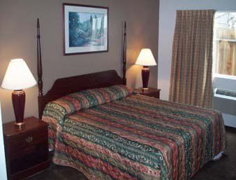 Discovery Inn Modesto Bagian luar foto